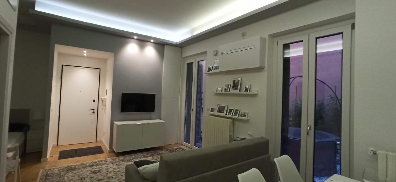 Luxury House Lupetta 3 Apartment Milano Exterior foto