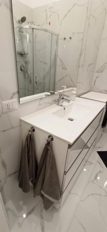 Luxury House Lupetta 3 Apartment Milano Exterior foto