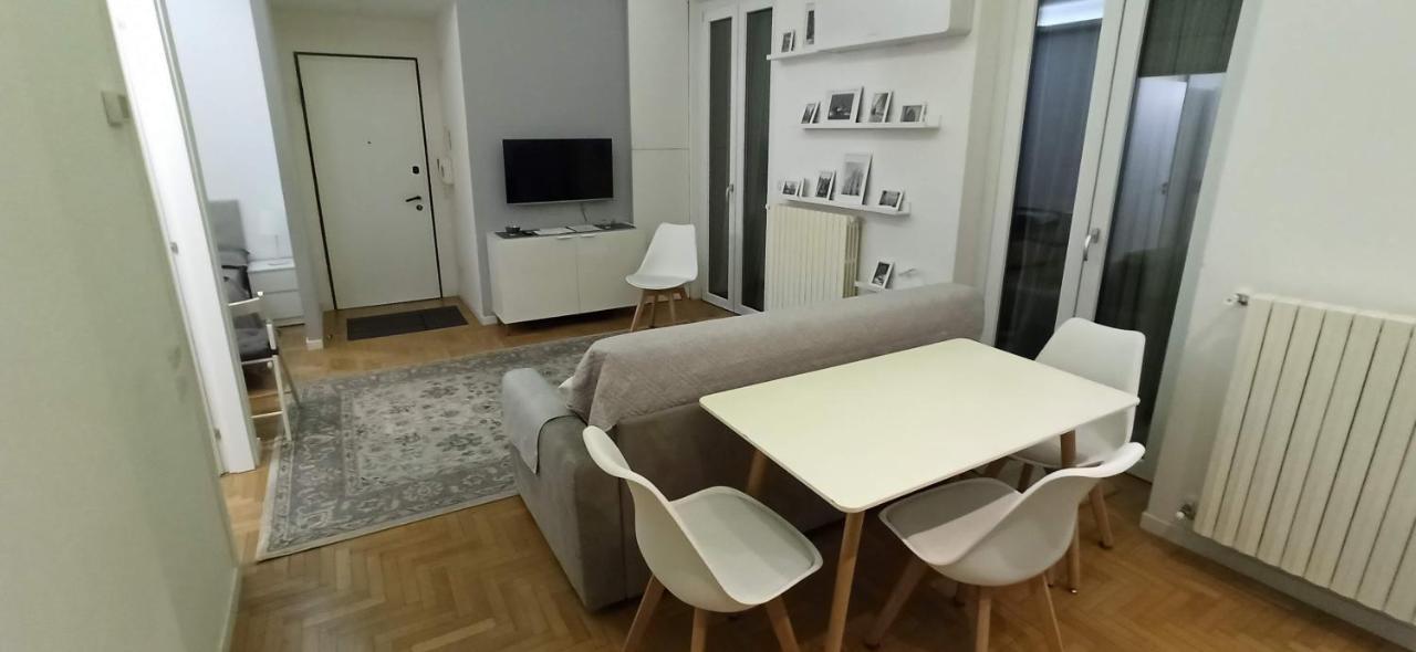 Luxury House Lupetta 3 Apartment Milano Exterior foto