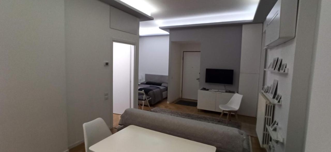 Luxury House Lupetta 3 Apartment Milano Exterior foto